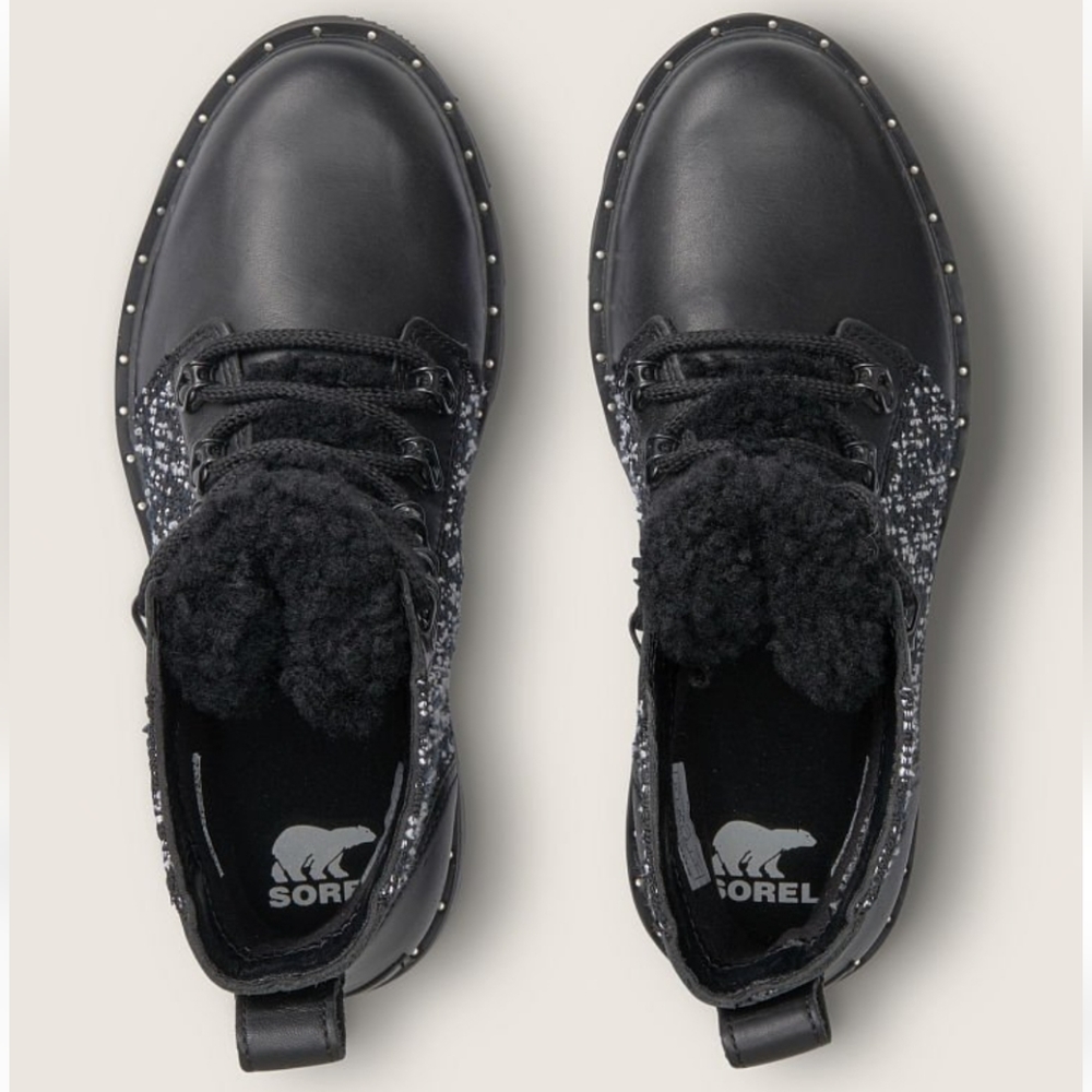 Sorel Boots - Picture 9 of 16